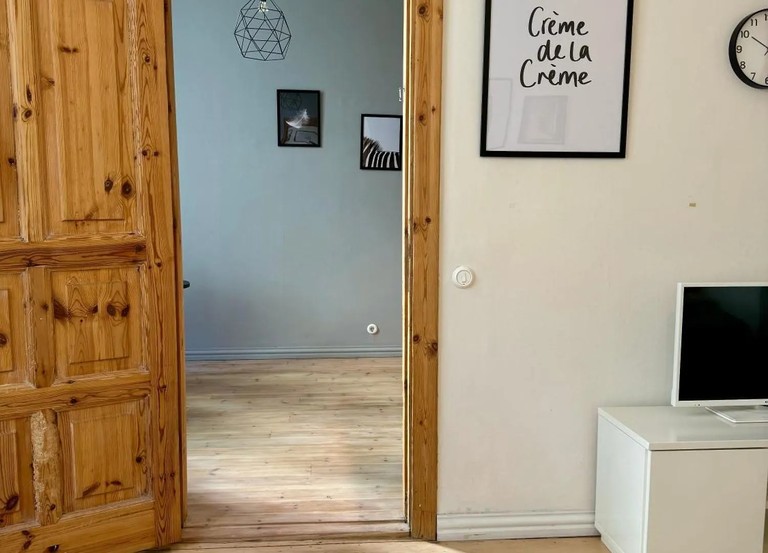 Melrose Place Helsinki Apartment
